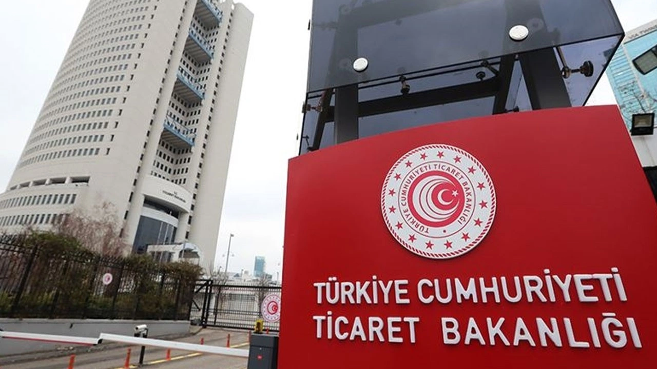 Ticaret Bakanlığından tüketicilerden fazla ücret alan finansal kuruluşlara 3,2 milyar lira ceza