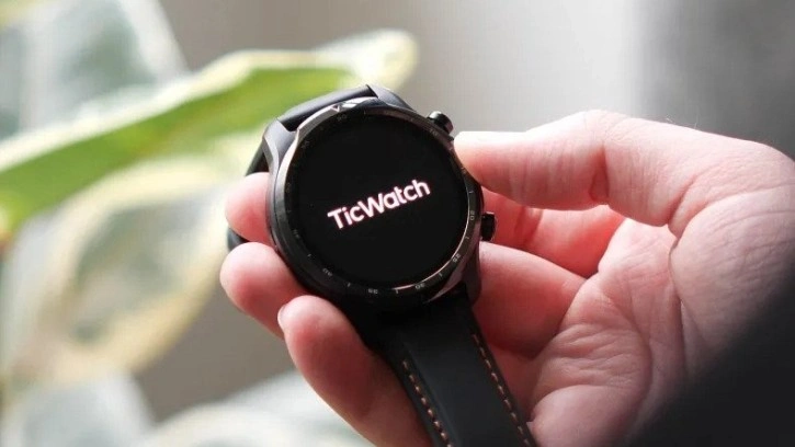 TicWatch'ın Yeni Amiral Gemisi Akıllı Saati Ortaya Çıktı