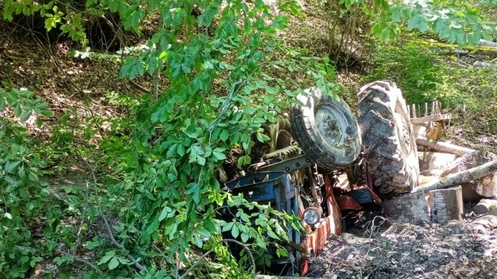 Tokat'ta devrilen traktörün sürücüsü hayatını kaybetti