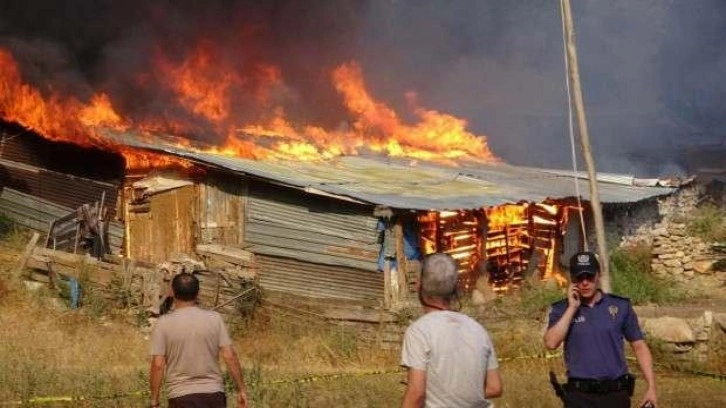 Tokat'ta korkutan yangın!