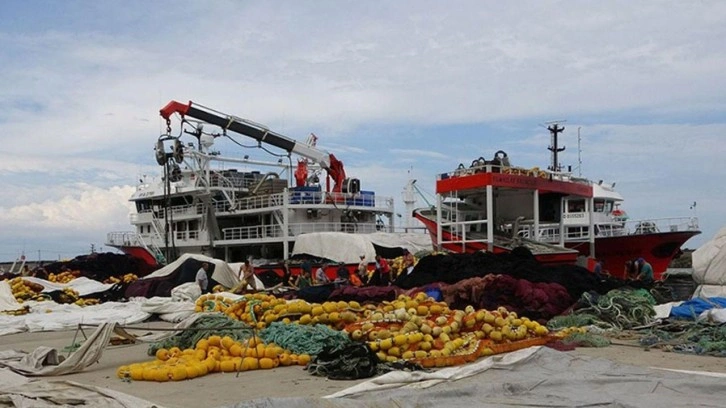 Trabzon'da balıkçılar denize ağlarını atmak için geri sayıma başladı