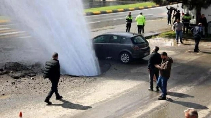 Trabzon'da isale patladı! 8 katlı bina bile su doldu