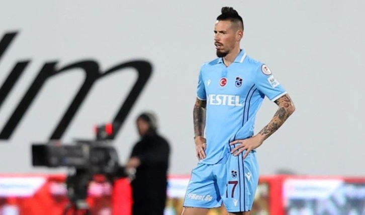 Trabzonspor'da antrenmanda sakatlanan Hamsik, Hatayspor maçı kadrosundan çıkartıldı