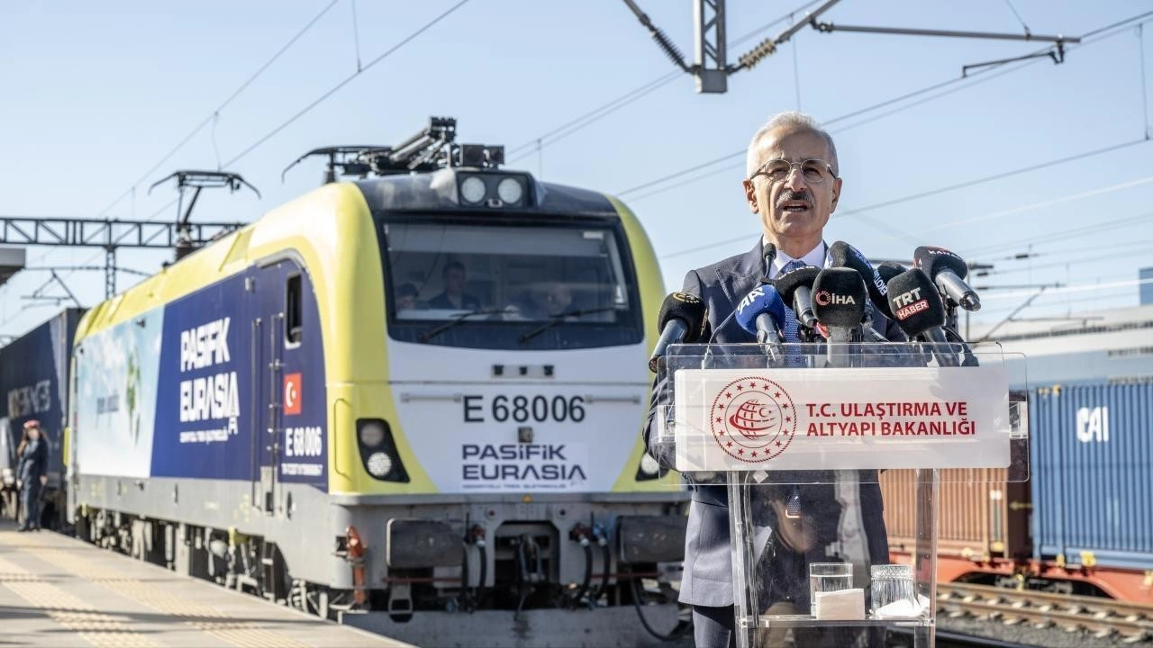 Türkiye'nin ilk özel uluslararası yük treni seferlere başladı