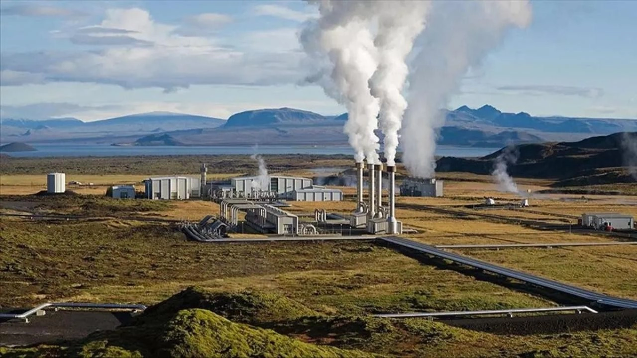 Türkiye'nin jeotermal enerji kurulu gücü 1700 megavatı aştı