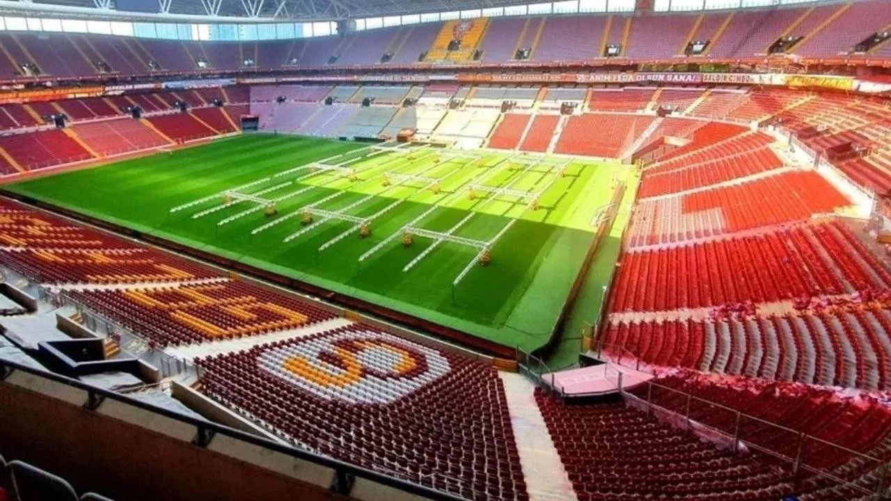 UEFA'nın uyarısı sonrası Galatasaray, Rams Park'ta çalışmalara başladı