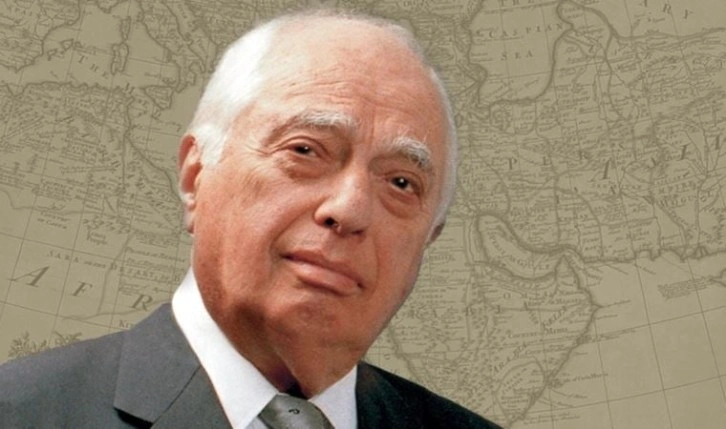 Ünlü tarihçi Bernard Lewis soykırım iddiaları ilgili neler söylemişti?