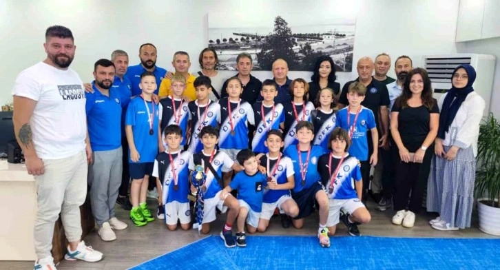 Ünye Futbol Kulübü U-11 Liginde Şampiyon Oldu