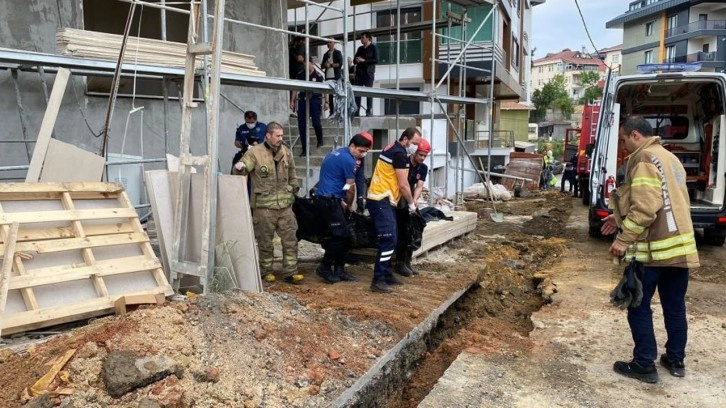 Üsküdar'da inşaatın su dolu asansör boşluğunda ceset bulundu