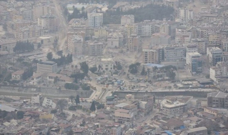 Uzmanından deprem bölgesindeki tozlardan korunma uyarısı