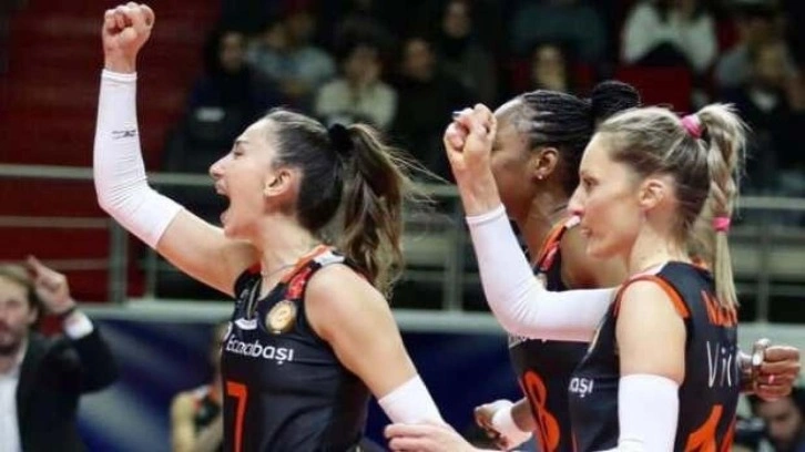 VakıfBank'a set vermeyen Eczacıbaşı, serisini sürdürdü!