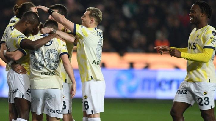 Valencia, Fenerbahçe'yi ipten aldı! Üç puan son dakikada geldi!