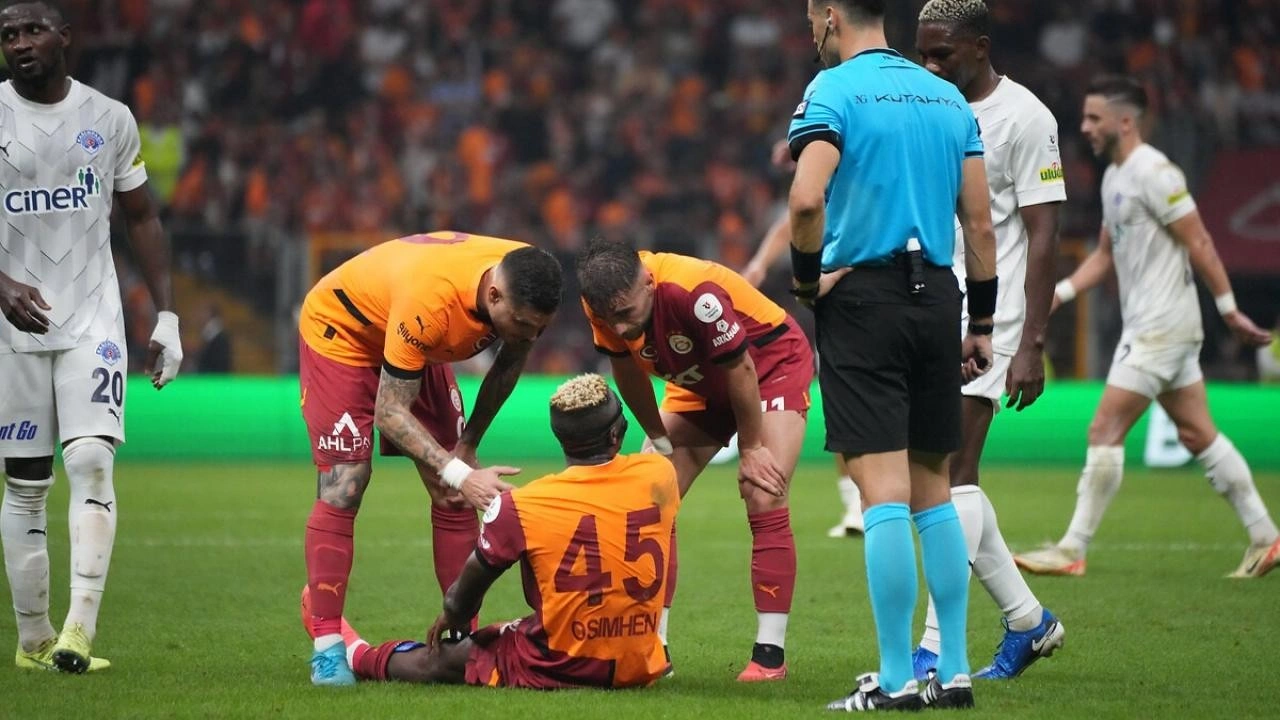 Victor Osimhen'den sakatlık açıklaması