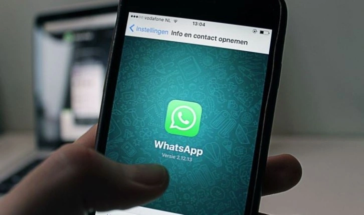 Whatsapp çöktü mü, mesajlar neden gitmiyor? Whatsapp'tan açıklama geldi mi?