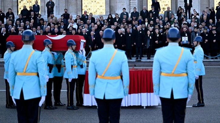 Yaşar Okuyan için Meclis'te cenaze töreni düzenlendi