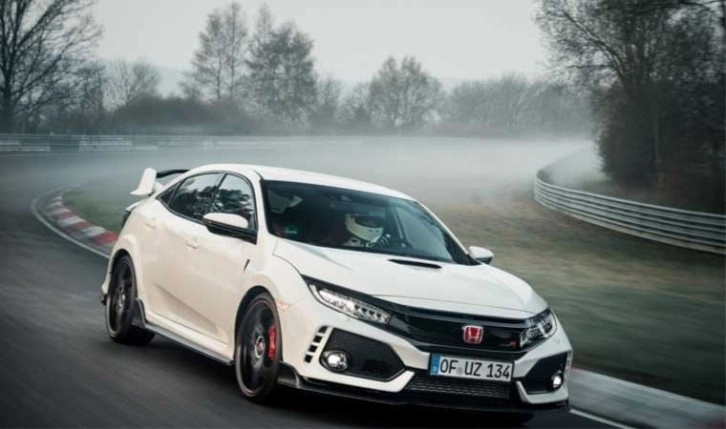 Yeni Honda Civic Type R, ünlü Nürburgring Pisti'nde yeni tur rekoru kırdı