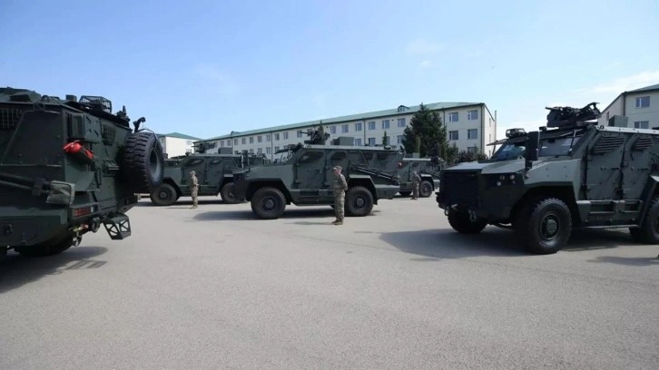 Yerli 'VURAN' zırhlı araçları Gürcistan ordusuna teslim edildi