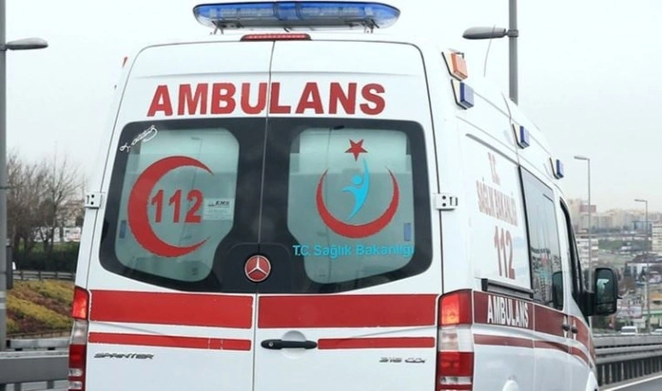 Yozgat'ta kamyon ve minibüsün çarpıştığı feci kazada yaralılar var