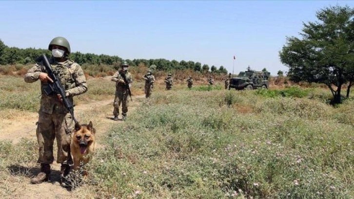 Yunanistan'a kaçmaya çalışırken yakalanan 2 FETÖ şüphelisi tutuklandı