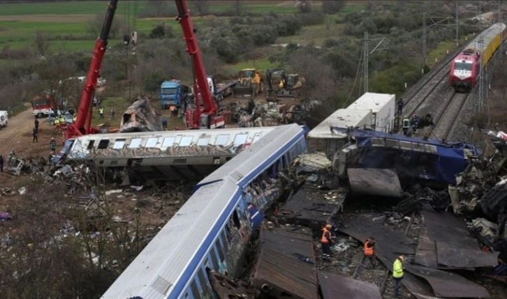 Yunanistan'da 57 kişinin öldüğü tren kazasına ilişkin rapor yayımlandı