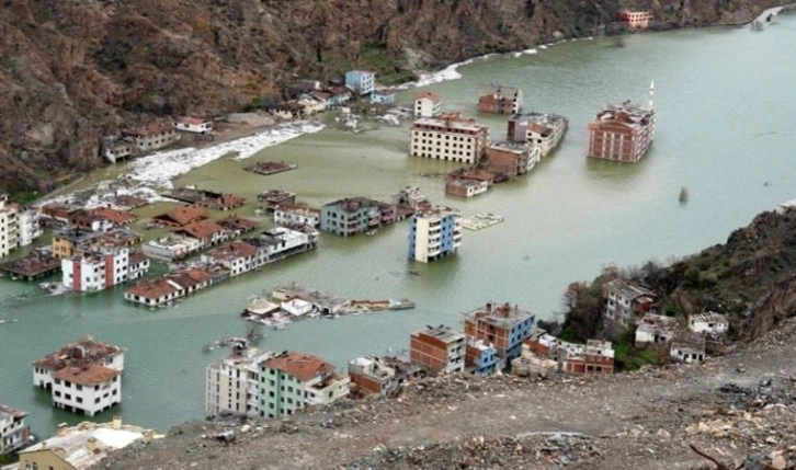 Yusufeli Barajı'nda su seviyesi 106 metreyi aştı