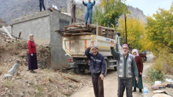 Yusufeli Barajı'nın kapakları kapatıldı, köylerde telaş başladı