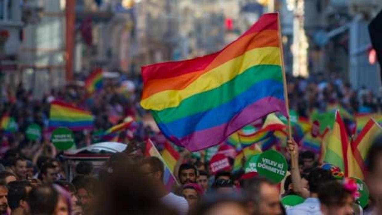 Zehir gibi dünyaya yayılıyor! AB'den Kıbrıs Türklerine karşı LGBT propagandası