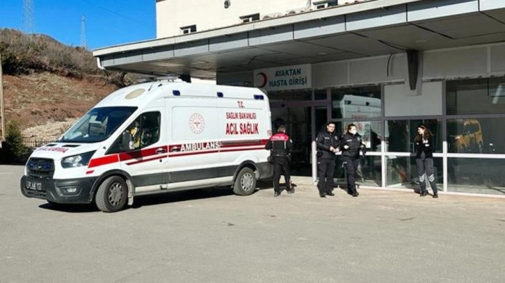 Zırhlı otobüsün egzozundan çıkan karbonmonoksit gazı 9 polisi zehirledi