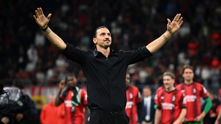 Zlatan Ibrahimovic, aktif futbol kariyerini noktaladığını açıkladı