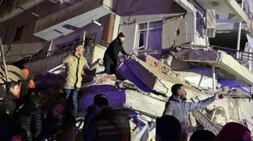 7.4'lük depremle sarsılan Kahramanmaraş'tan ilk görüntüler