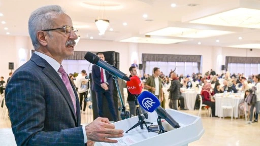 Abdulkadir Uraloğlu: 14 saat süren seyahati 3 saat 30 dakikaya indireceğiz