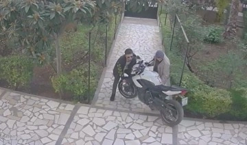 Adana'da ilginç hırsızlık: Yürümemek için motosiklet çalmışlar