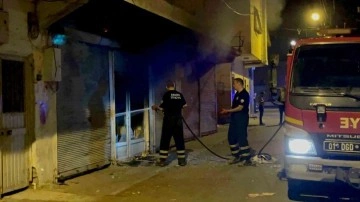 Adana'da internet kafeye patlayıcı atıldı! Ortalık birbirine girdi