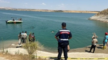 Adıyaman'da baraj gölüne giren 2 kardeşten biri boğuldu