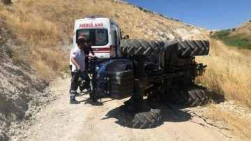 Adıyaman'da devrilen traktörün altında kalan sürücü öldü