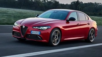 Alfa Romeo, Gelecek Modellerde Plakanın Yerini Değiştirecek!