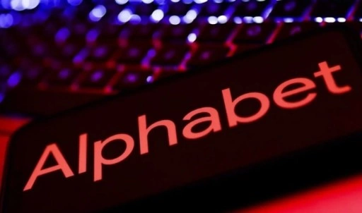 Alphabet'in geliri ve karı geçen yılın son çeyreğinde arttı