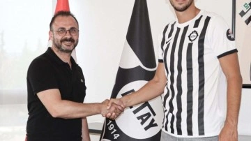 Altay, Ceyhun Gülselam'ın sözleşmesini uzattı