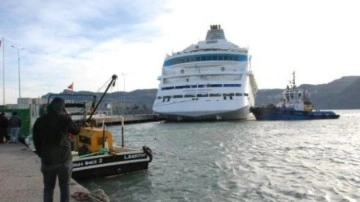 Amasra'da usturmaçalara çarpan kruvaziyer, Ordu'ya gidecek