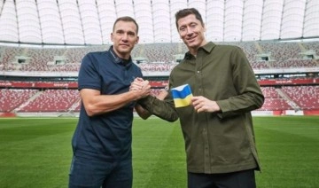 Andriy Shevchenko'dan Robert Lewandowski'ye kaptanlık pazubendi!