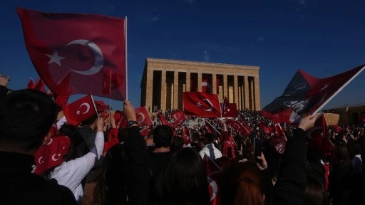 Anıtkabir'i kaç kişi ziyaret etti?