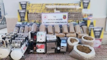 Antalya'da dev kaçakçılık operasyonu! 375 kilo tütün, 520 bin makaron ele geçirildi