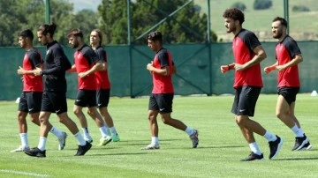 Antalyaspor, yeni sezon hazırlıklarını Burdur'da sürdürüyor