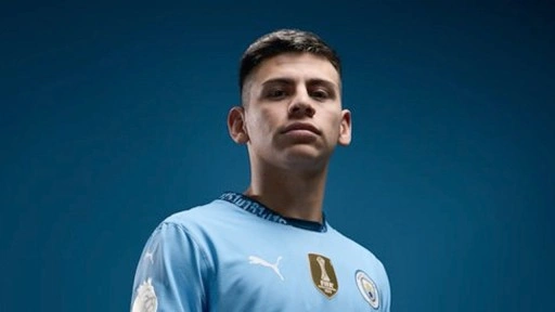 Arjantinli genç yıldız Claudio Echeverri, Manchester City'de