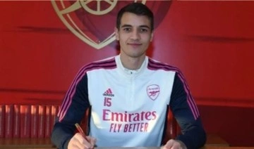 Arsenal Jakub Kiwior'u resmen açıkladı