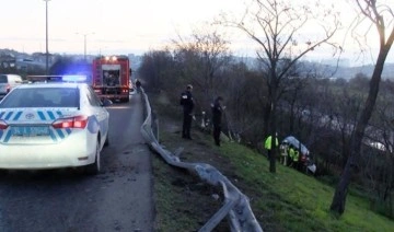 Avcılar'da ağaçlık alana uçan araç yandı: 1 kişi yaşamını yitirdi