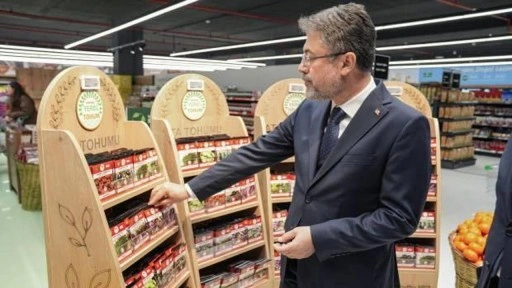 Bakan Yumaklı duyurdu: Tarım Kredi Marketlerde satışına başlandı