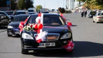 BBP lideri Destici'nin makam aracı sünnet arabası oldu