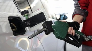 Benzine indirim geldi! Tabela değişti, 23 Ağustos güncel akaryakıt fiyatları