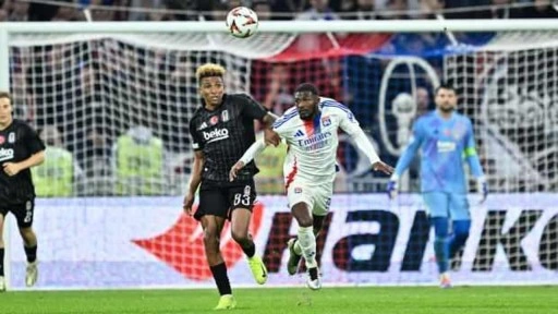 Beşiktaş, Avrupa'da Lyon'a patladı